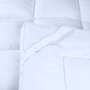 73c1ed2a-8827-4db5-a3a0-9a92e1eb3e91.__CR0,0,300,300_PT0_SX300_V1___ Home Mart Ultra-Plush Super King Size Mattress Topper (200x200 cm) – 600 GSM Extra Thick 100% Microfiber Fill, Firm Support, Super Soft Brushed Fabric, Deep Pocket with 4-Way Stretch Elastic Straps