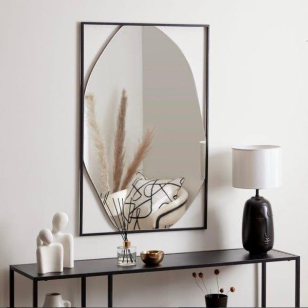 Home Mart Taya Modern Decorative Wall Mirror
