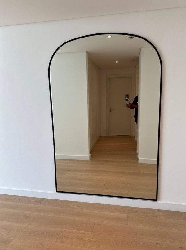 Home Mart Dana Modern Decorative Wall Mirror - Image 4