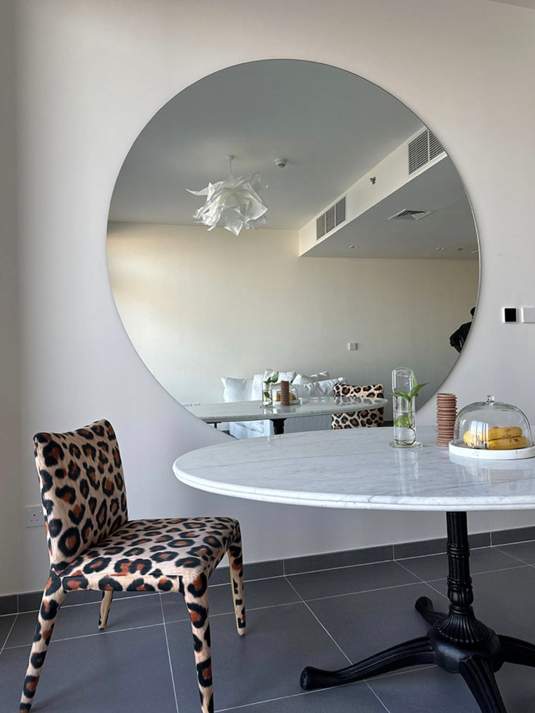 Home Mart Circle Modern Decorative Round Wall Mirror - Image 4