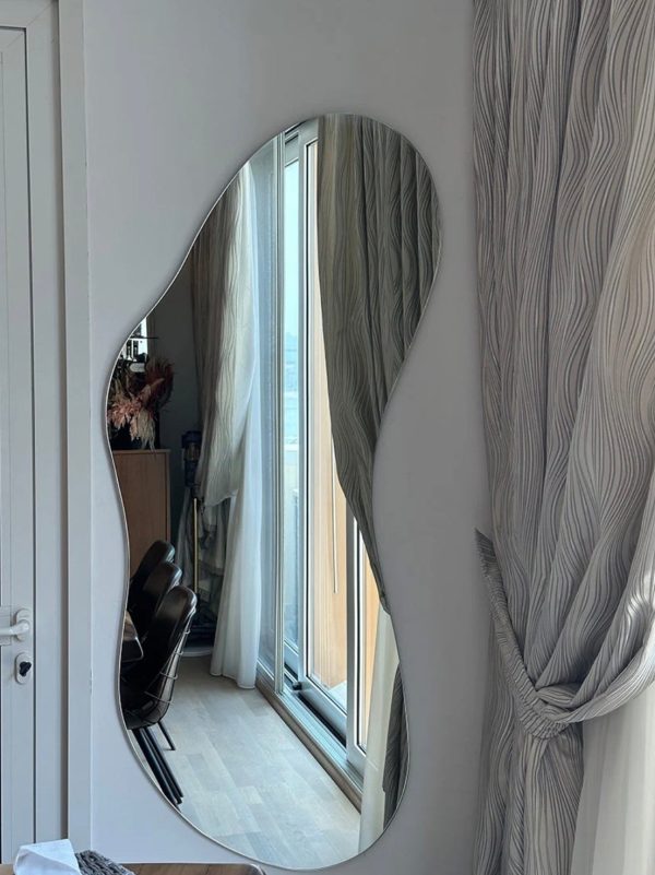 Home Mart Sola Modern Decorative Wall Mirror