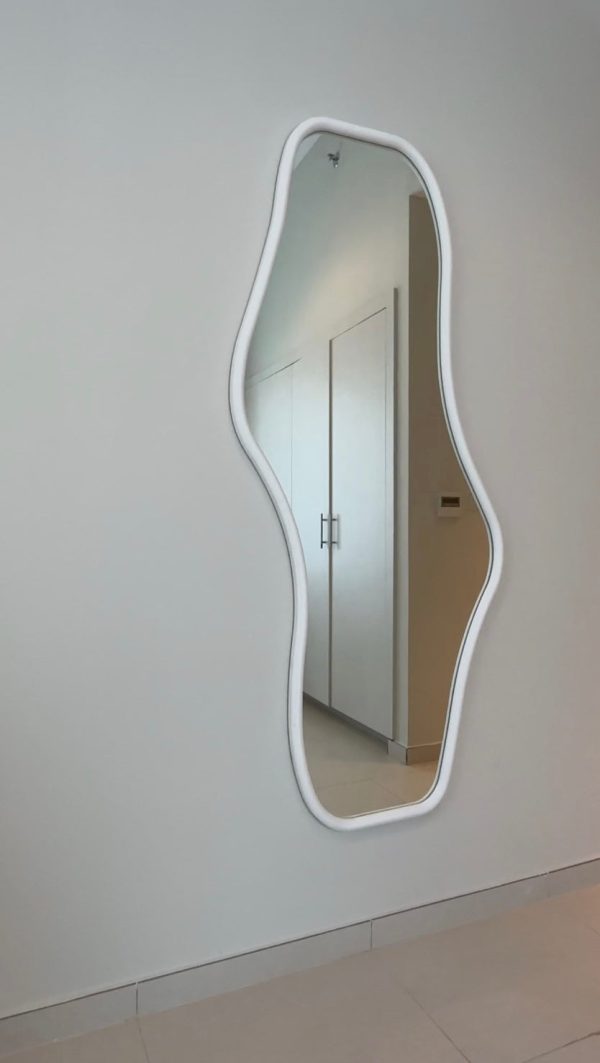 Home Mart Lili Modern Decorative Wall Mirror - Image 2