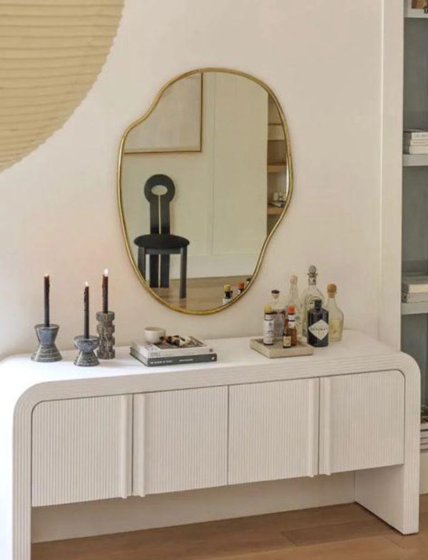 Home Mart Zoen Modern Decorative Wall Mirror
