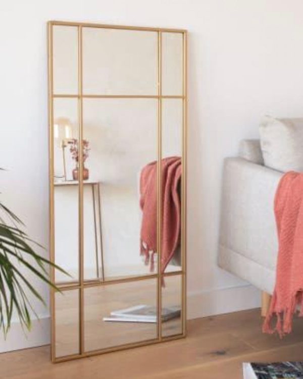 Home Mart Lian Modern Decorative Wall Mirror