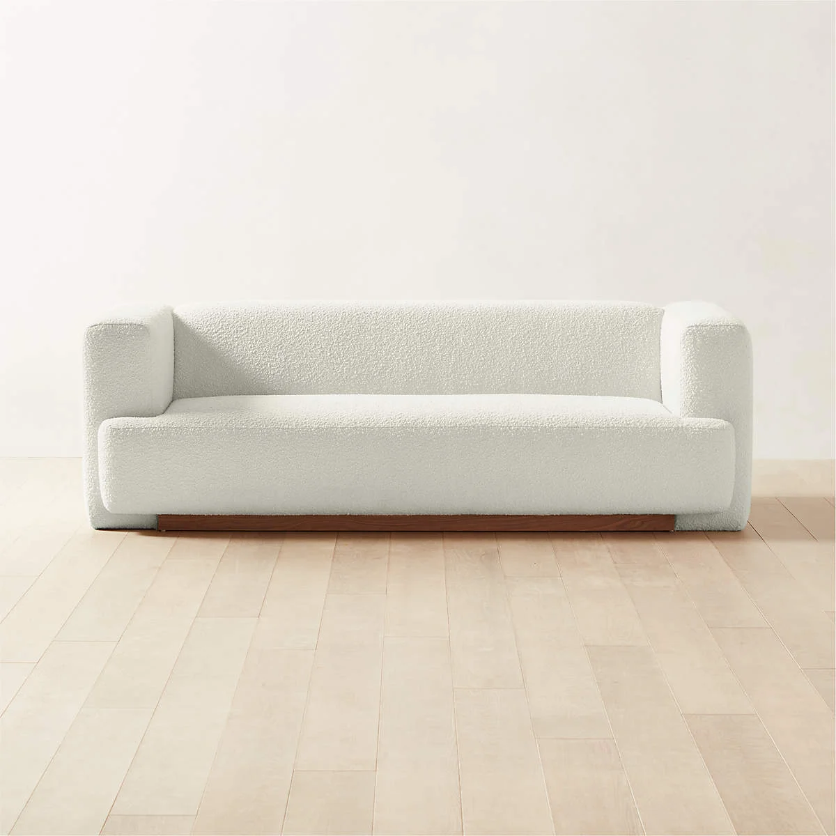 Home Mart Norwood Sofa - Image 3