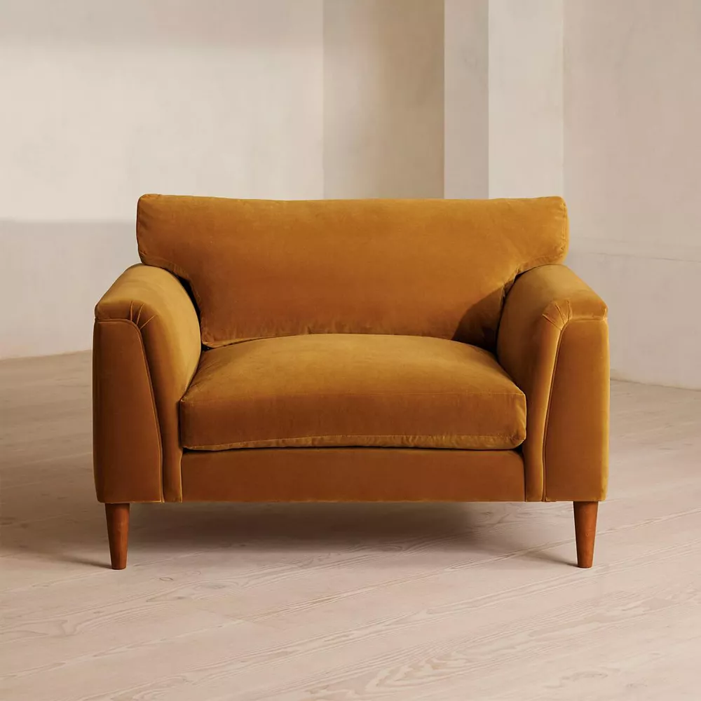 Home Mart Reya Velvet Mustard Loveseat - Image 4