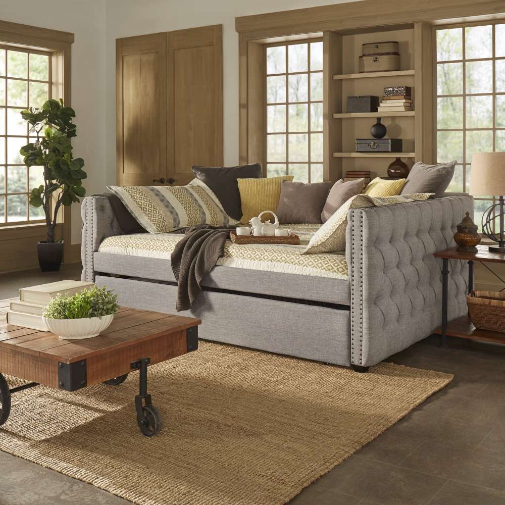 Home Mart Tufted Chesterfield Daybed - Image 5