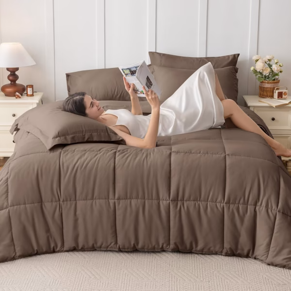 Home Mart Down Alternative 7pcs Comforter Set White – Ultra Soft Microfiber Duvet with 250GSM Filling – King Size 240x260 cm – Lightweight, Breathable & Hypoallergenic Bedding for All Seasons - Image 59